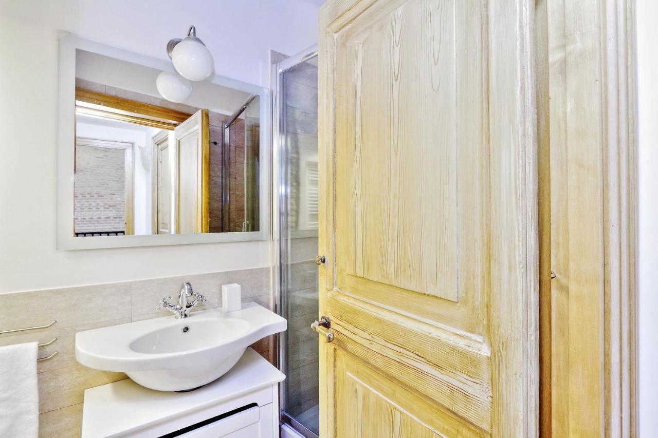Apartment Capo Le - My Extra Rom